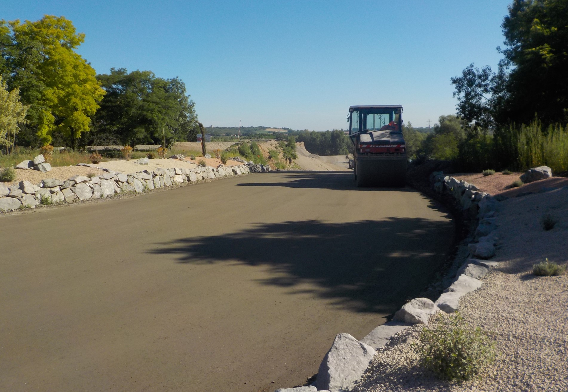 Roller-compacted concrete for safe roads